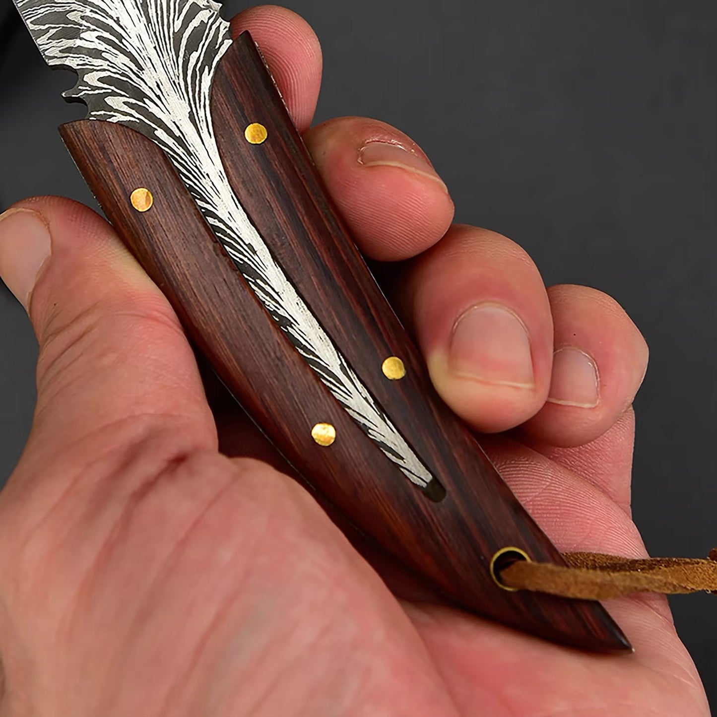 Multi-Purpose Feather Pattern Knife with Scabbard